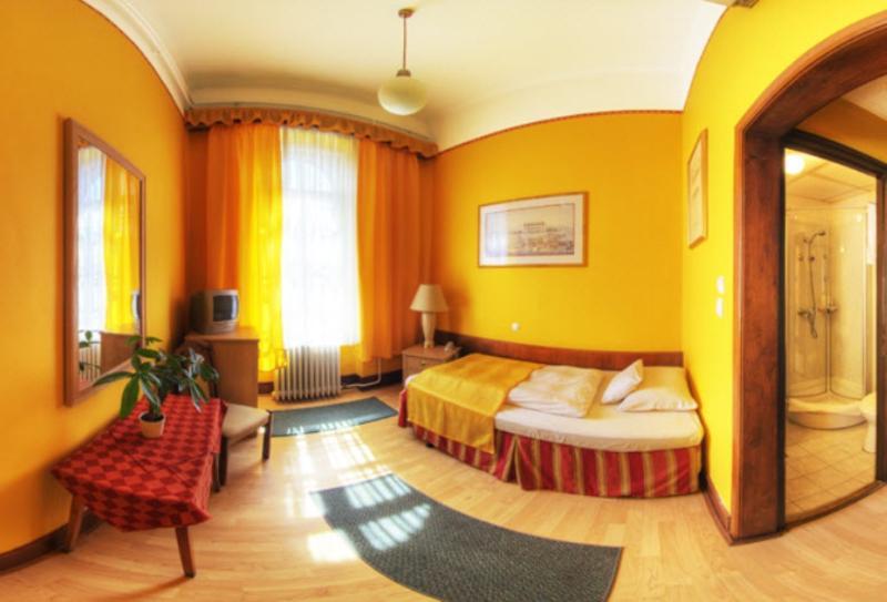 בודפשט Hotel Omnibusz מראה חיצוני תמונה