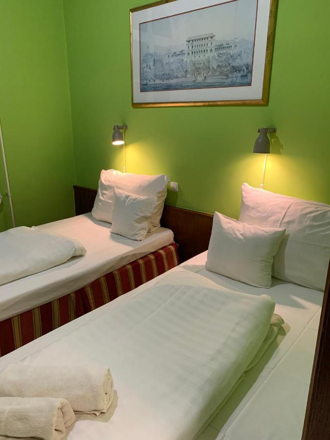 בודפשט Hotel Omnibusz מראה חיצוני תמונה