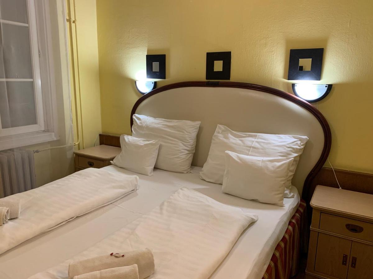 בודפשט Hotel Omnibusz מראה חיצוני תמונה