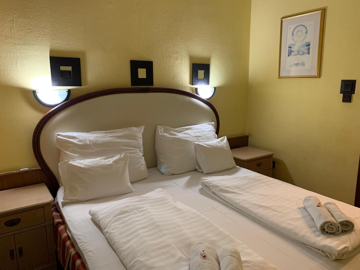 בודפשט Hotel Omnibusz מראה חיצוני תמונה