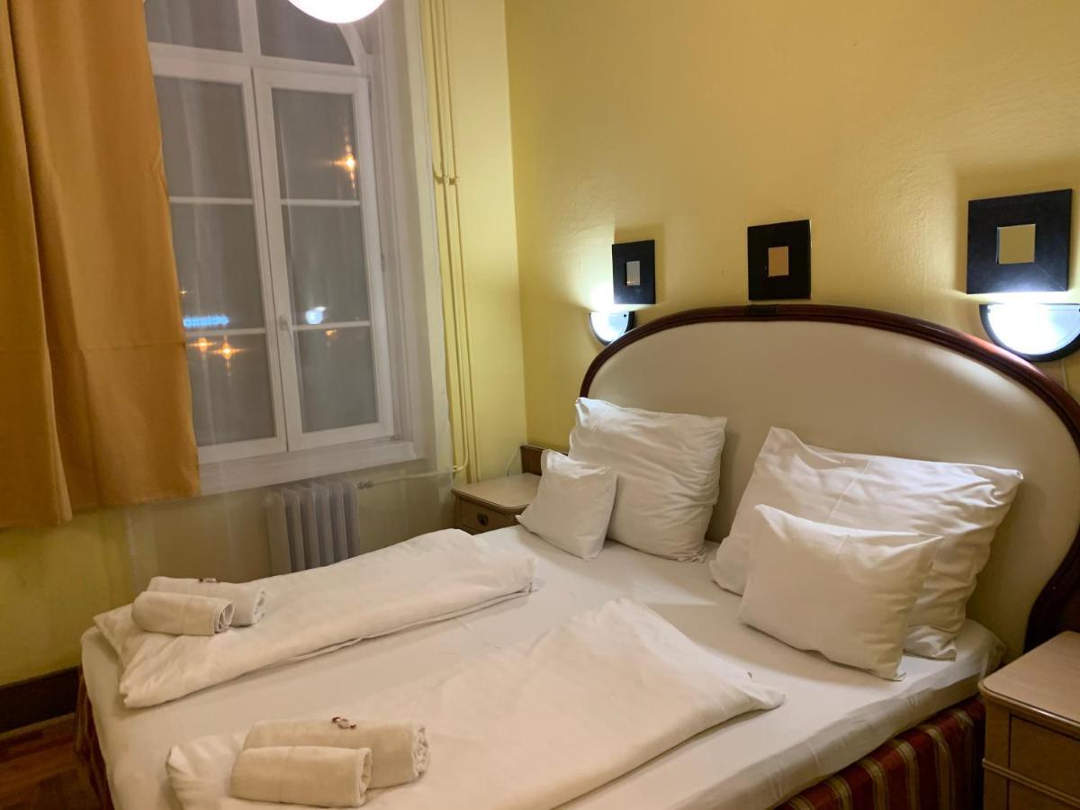 בודפשט Hotel Omnibusz מראה חיצוני תמונה